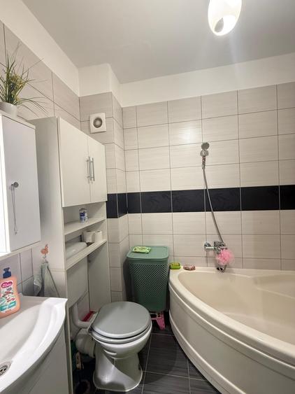 Apartament cu 2 camere decomandat în Militari