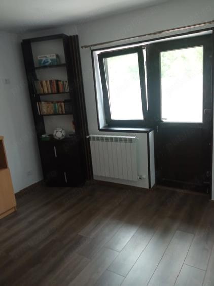 Apartament cu 3 camere decomandat în Dancu