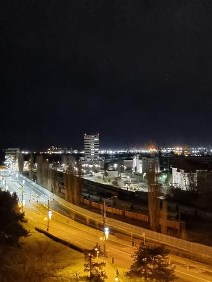 Apartament cu 2 camere semidecomandat în Peninsula