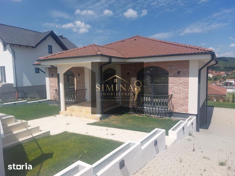 Casă cu 4 camere cu Teren 500 Mp în Păsăreni