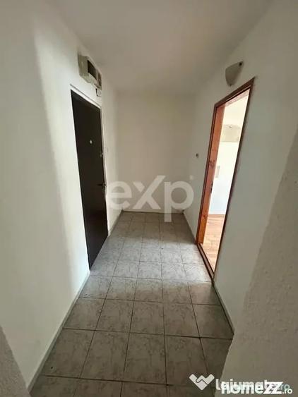 Apartament cu 2 camere semidecomandat în Bartolomeu