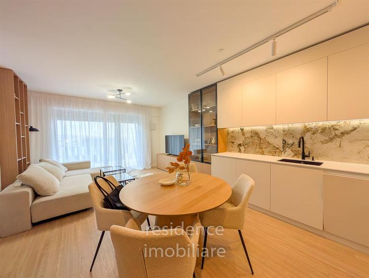 Apartament cu 2 camere semidecomandat, mobilat în Iris