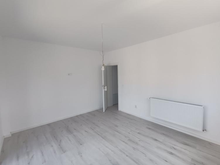 Apartament cu 2 camere decomandat în Vișan
