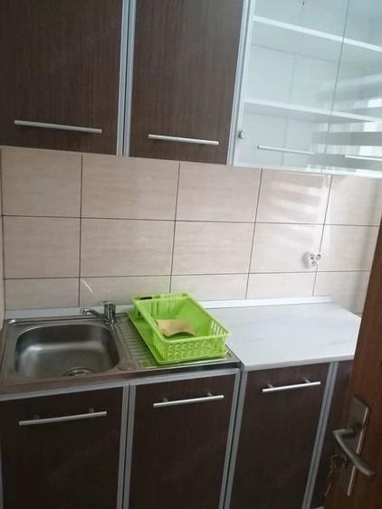Garsonieră decomandată în Buziașului
