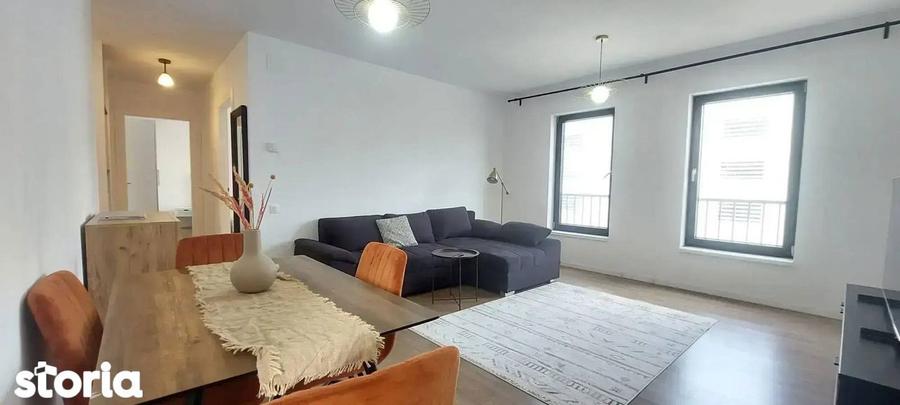 Apartament cu 3 camere decomandat, mobilat în Central — fotografia 1