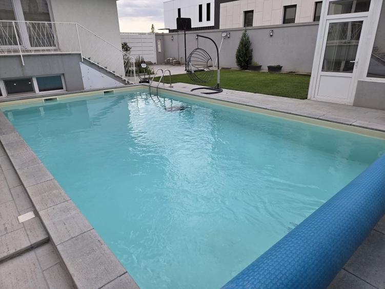 Casă individuală cu 6 camere cu Canalizare în Tomis Plus