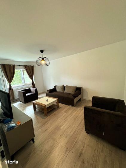 Apartament cu 2 camere, mobilat în Delfinariu