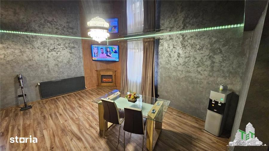 Casă cu 6 camere cu Teren 606 Mp în Valu lui Traian
