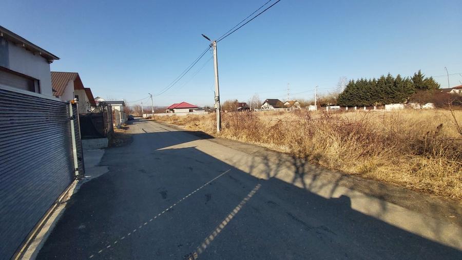 Teren Construcții extravilan de 1500 mp, în Nord-Vest