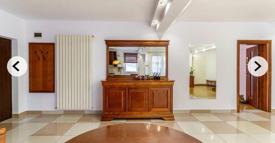 Apartament cu 3 camere decomandat, mobilat în Bună Ziua