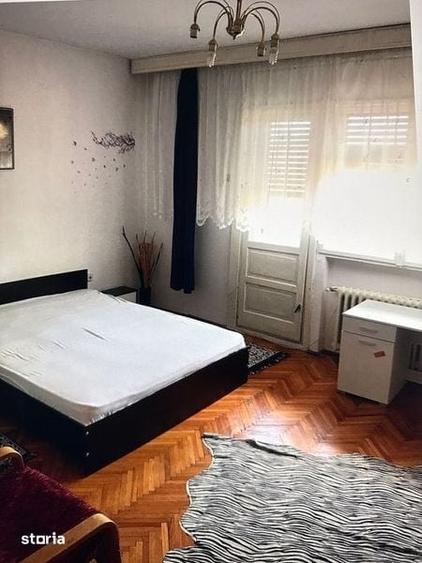 Ofera o camera mare spre inchiriere zona Lipovei - 1