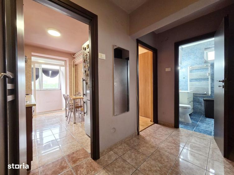 Apartament cu 2 camere decomandat, mobilat în Basarabia