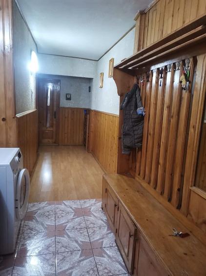 Apartament cu 3 camere decomandat în Fălticeni