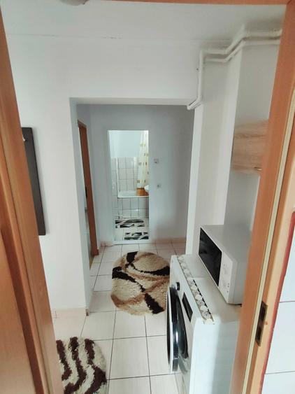 Inchiriez apartament cu doua camere Gaesti (2 camere) - 1