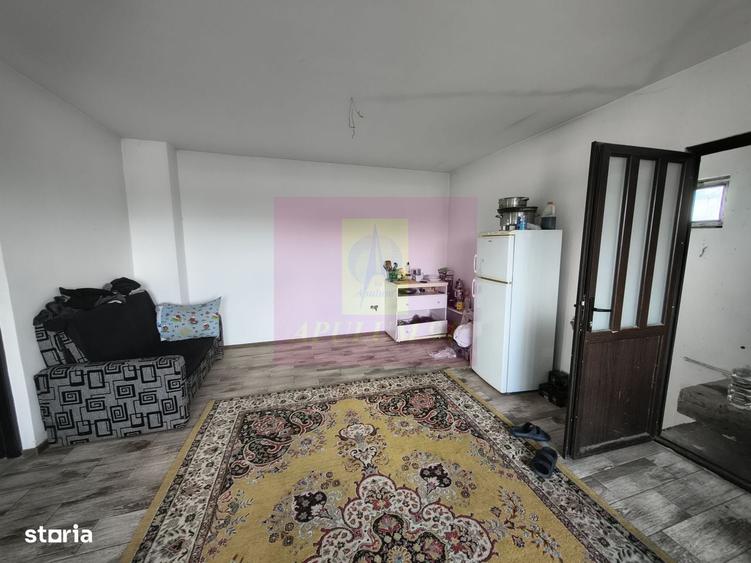 Spațiu comercial, de 250 mp, în Adunații-Copăceni