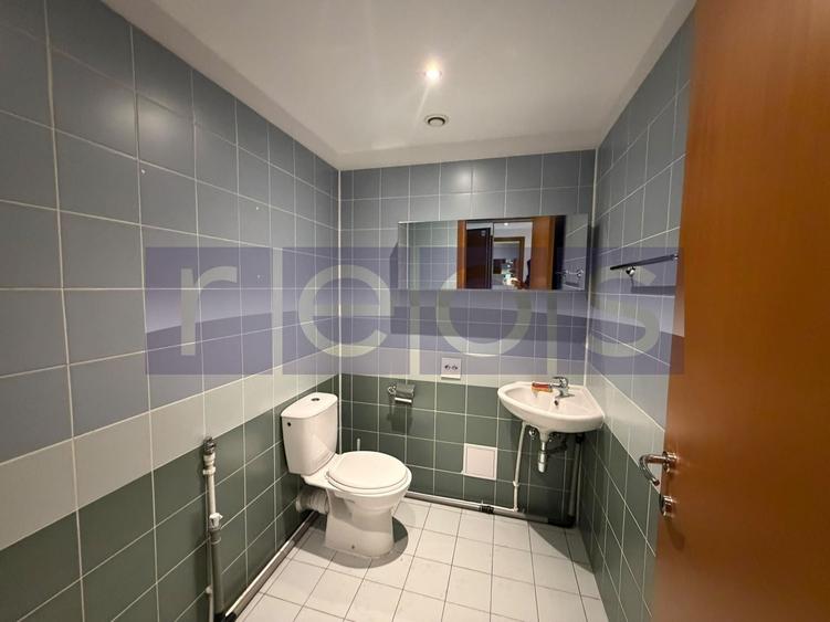 Apartament cu 3 camere, mobilat în Șoseaua Nordului