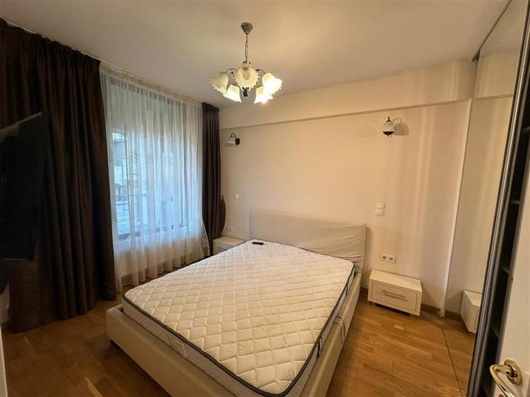 Apartament 3 camere de inchiriat, Copou - 9