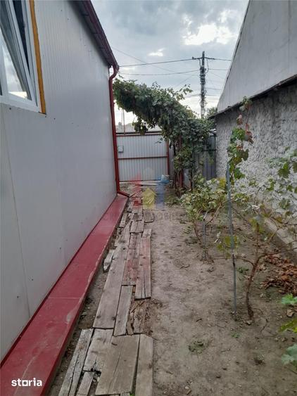 Casă cu 2 camere cu Teren 256 Mp în Radu Negru