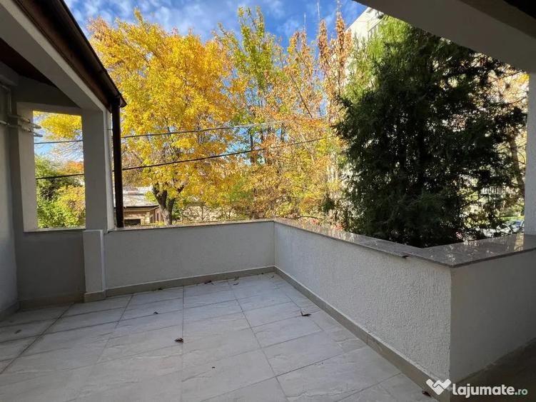 Apartament cu 2 camere decomandat în Bucureștii Noi