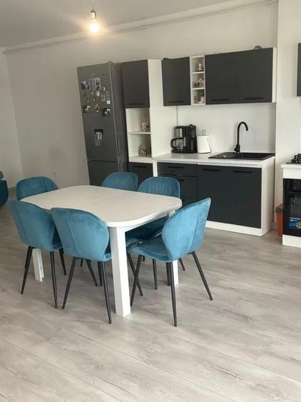 Apartament cu 2 camere semidecomandat, mobilat în Florești — fotografia 2