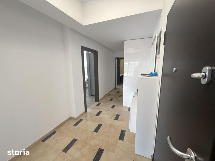 Apartament cu 4 camere în Băneasa