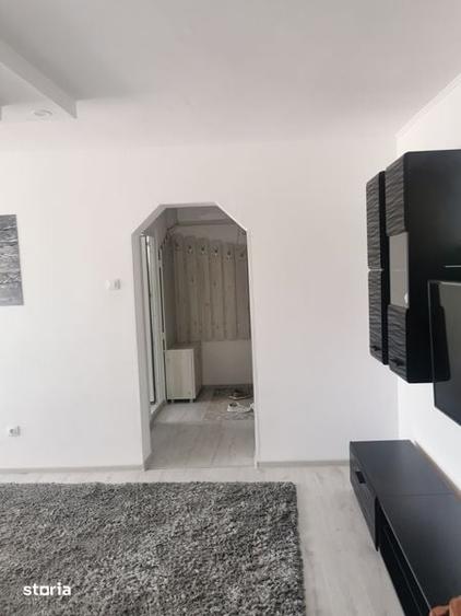 Inchiriez apartament 2 camere, zona club progresul. Braila - 6