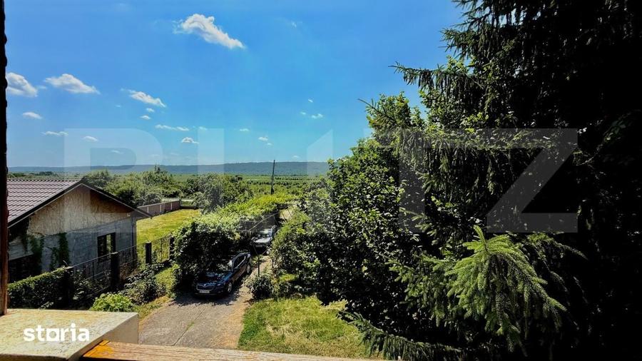 Casă cu 6 camere cu Teren 1108 Mp în Tătărani
