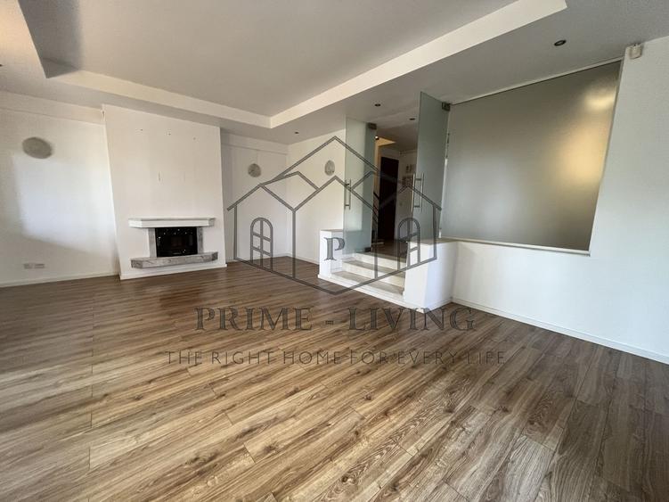 Duplex cu 6 camere cu Canalizare în Străulești