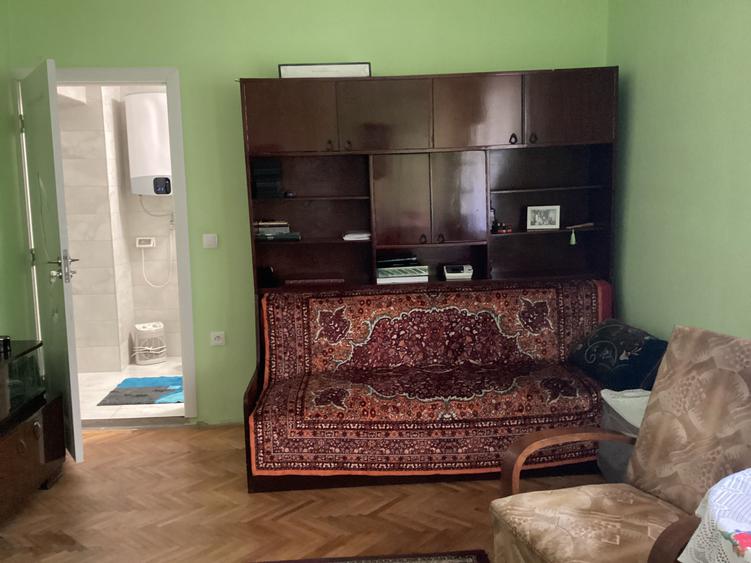 Casă cu 4 camere în Mureșel