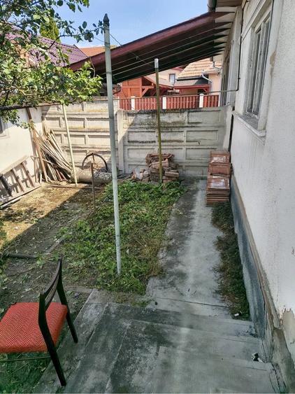 Casă cu 2 camere cu Teren 270 Mp în Central