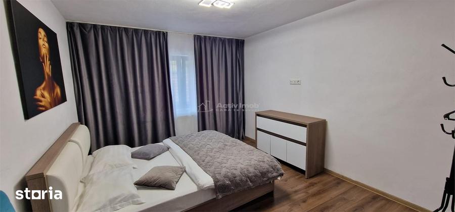 Casă cu 4 camere cu Teren 878 Mp în Sud