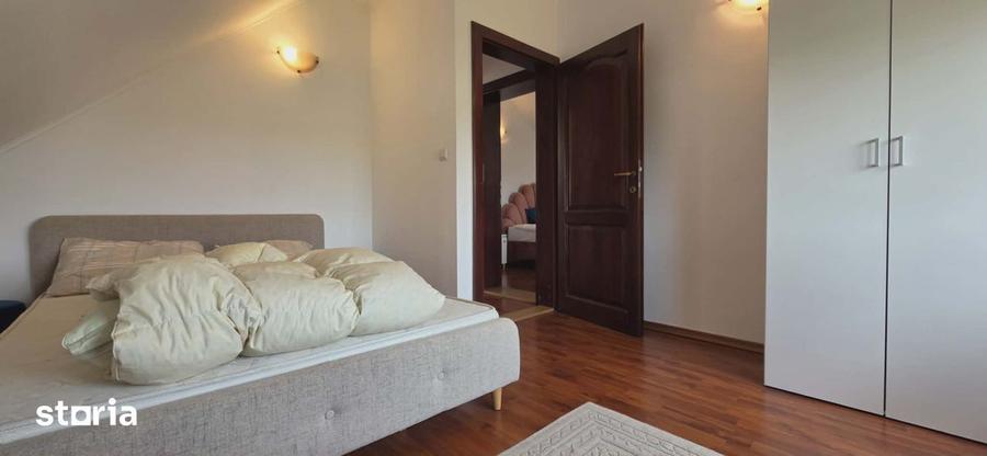 Casă cu 4 camere cu Teren 820 Mp în Sânmartin