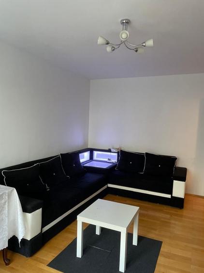 Apartament cu 2 camere decomandat în Aviației