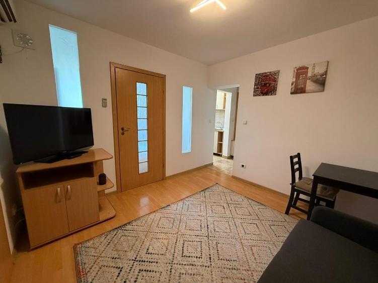 Apartament cu 2 camere decomandat, mobilat în Floreasca