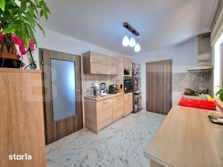 Casă cu 6 camere cu Teren 900 Mp în Gilău