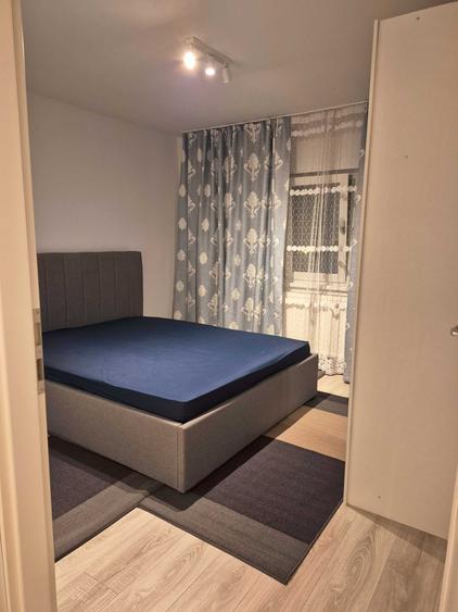 Apartament cu 2 camere decomandat în Soarelui