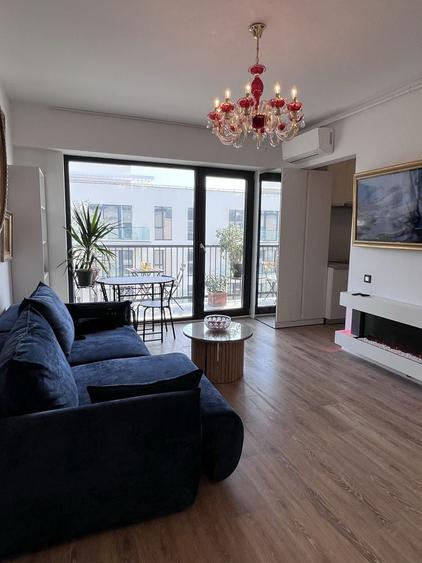 Apartament cu 2 camere decomandat în Străulești