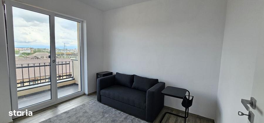 Apartament cu 3 camere decomandat în Vest