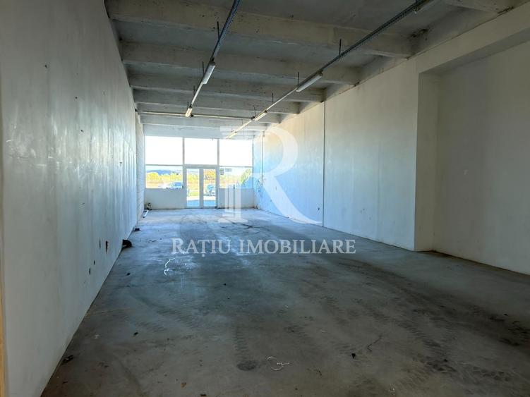 Spațiu comercial, de 530 mp, în Calea Clujului