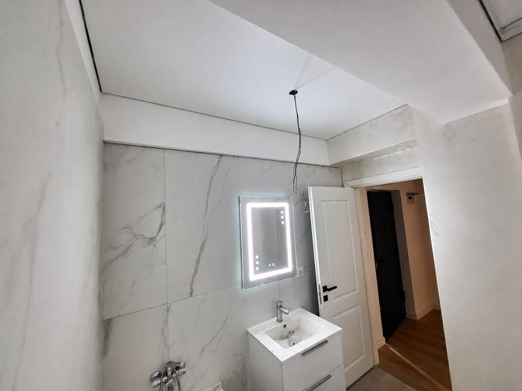 Apartament cu 2 camere semidecomandat în Vișani