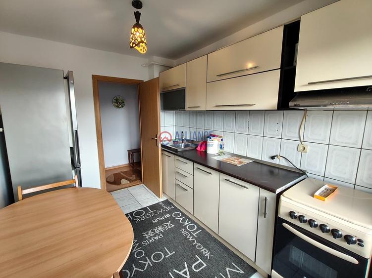 Apartament cu 4 camere în Abator