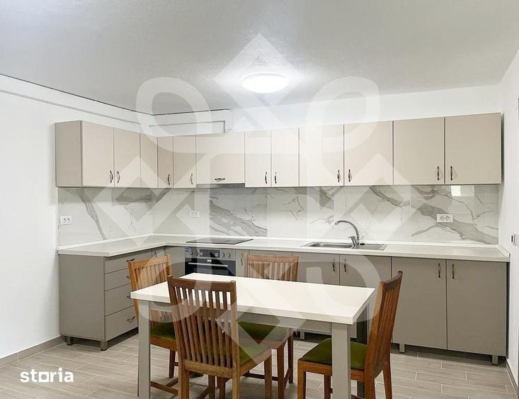 Apartament cu 3 camere decomandat în Girișu de Criș