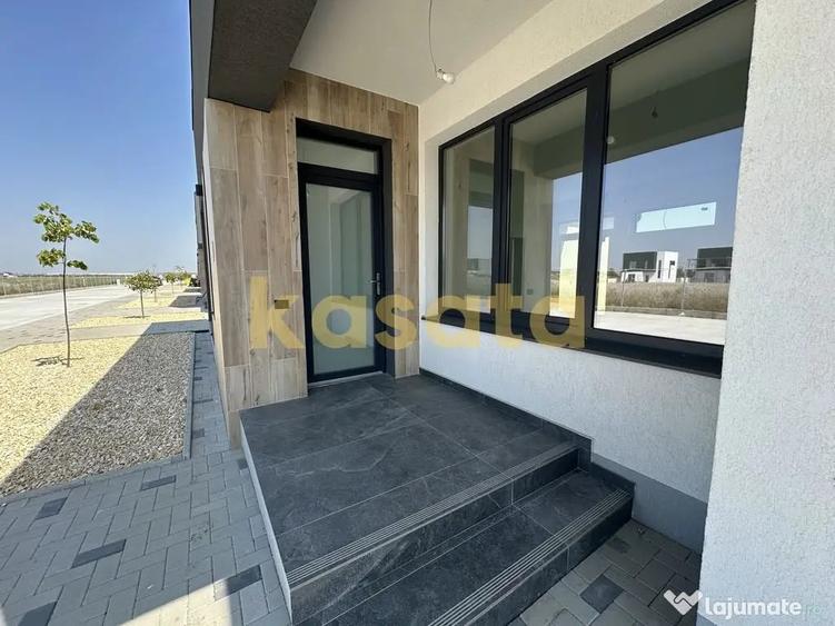 Casă cu 4 camere cu Teren 400 Mp în Domnești