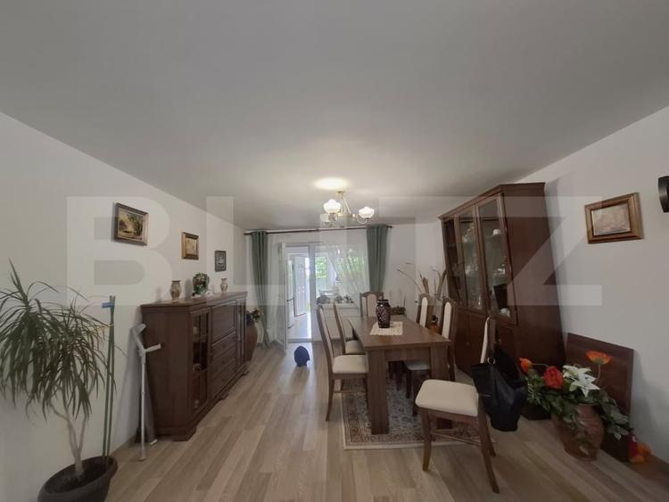 Casă individuală cu 6 camere decomandat cu Canalizare în Tărlungeni
