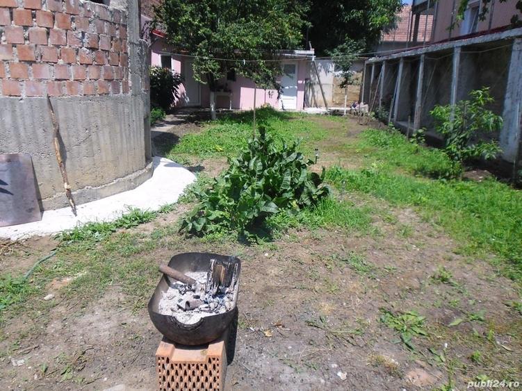 Casă cu 3 camere în Central