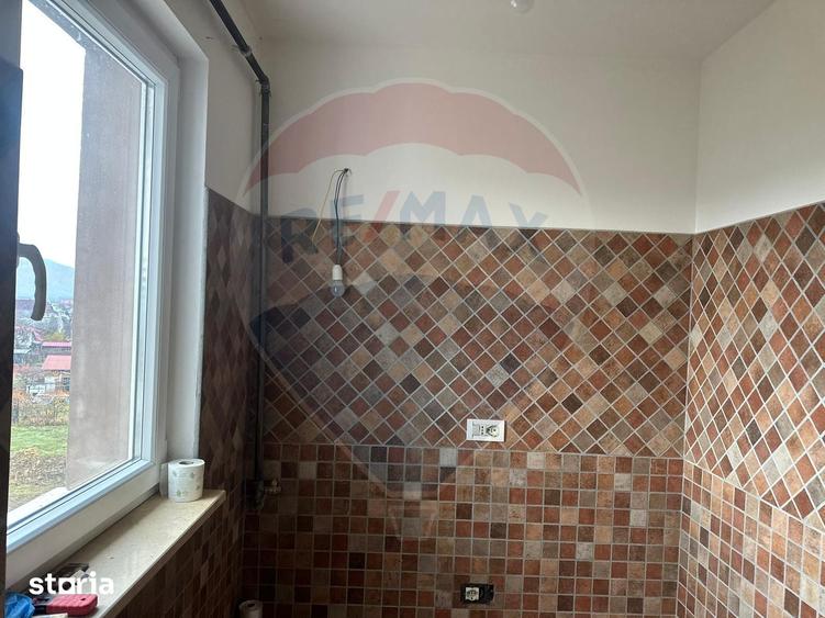 Apartament cu 2 camere de vanzare Savinesti - 13