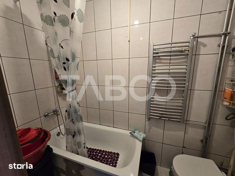 Apartament cu 2 camere decomandat, mobilat în Broscărie