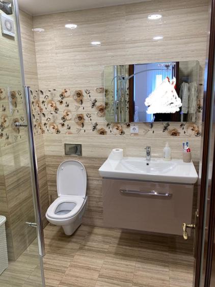 Apartament 3 camere, 2 bai, parcare, etaj 1, Eroilor - 9