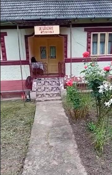 Casă cu Teren 1000 Mp în Muscel