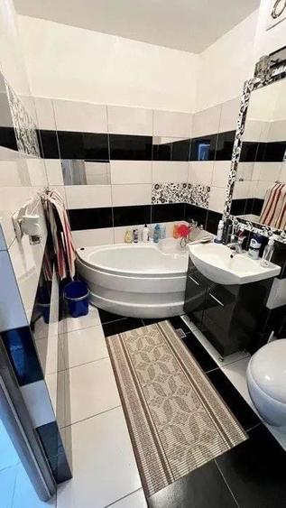 Apartament cu 2 camere decomandat în Florești